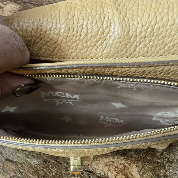 MCM Beige Leather Shoulder Bag - Picture 9 of 15